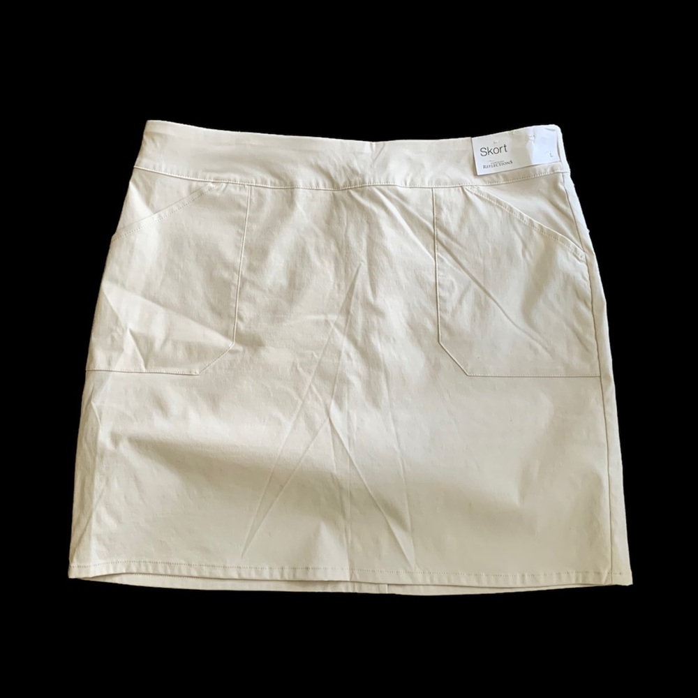 NWT Northern Reflections Skort - Large